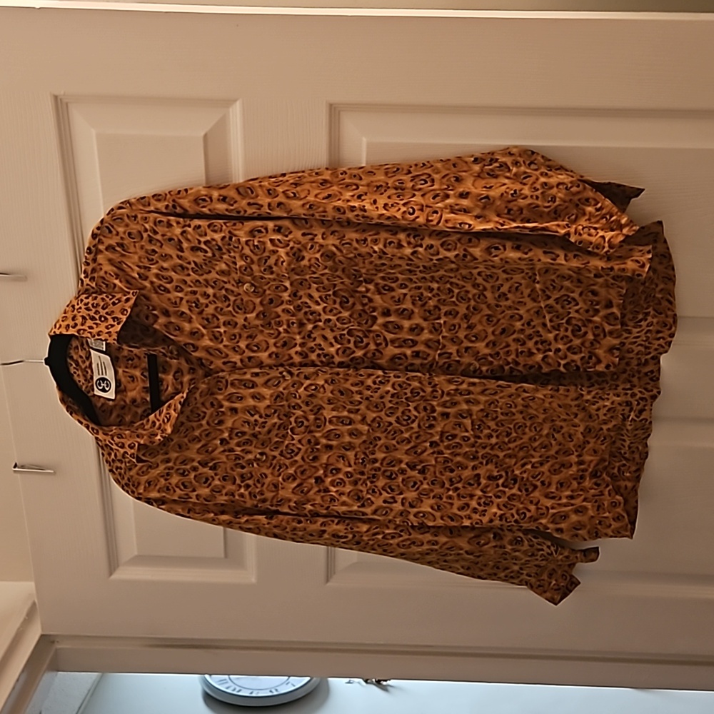 Classic investment company blouse